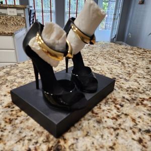 Giuseppe zanotti open toe sandal